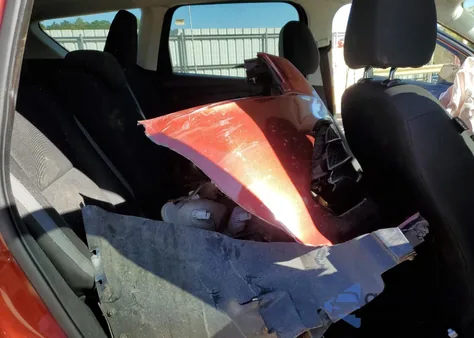 2014 Ford Escape S из США, поврежденный, VIN 1FMCU0F79EUD69862